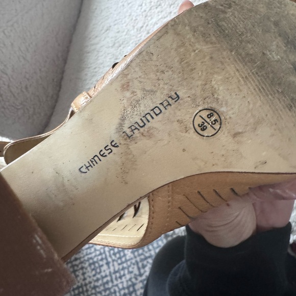 Chinese Laundry Brown Woven Peep-Toe Heels - Picture 2 of 4